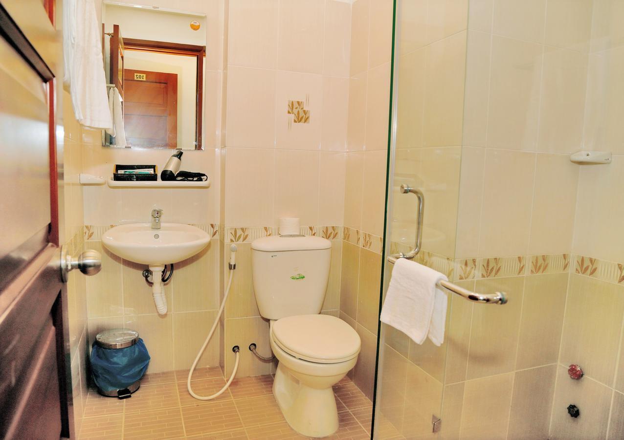 Kien Hotel 2 Bandar Ho Chi Minh Luaran gambar