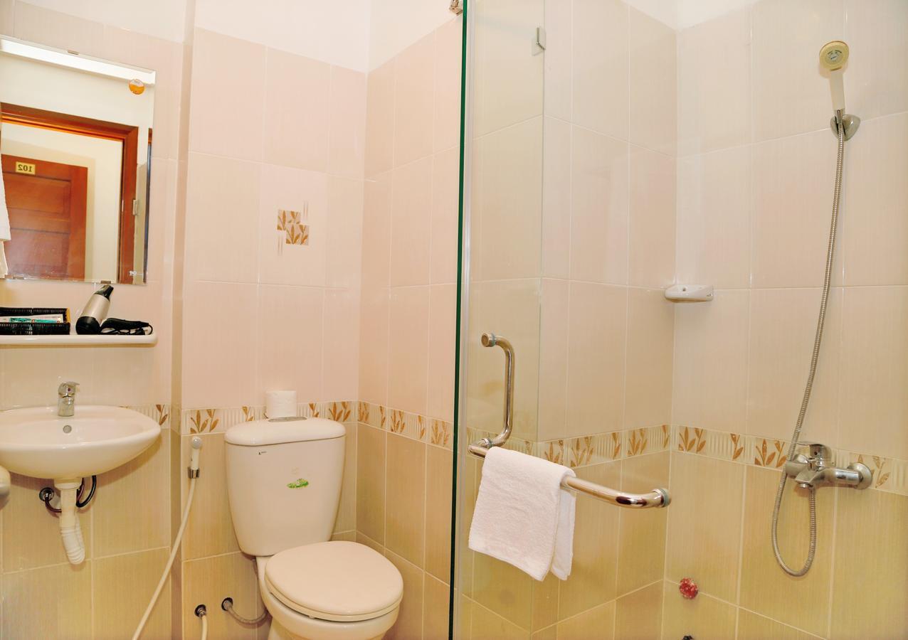 Kien Hotel 2 Bandar Ho Chi Minh Luaran gambar